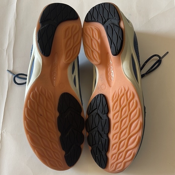 Ecco Womens Biom Fjuel Sneakers Athletic Shoes,Blue,Leather and Mesh,Size 7 - Picture 4 of 9